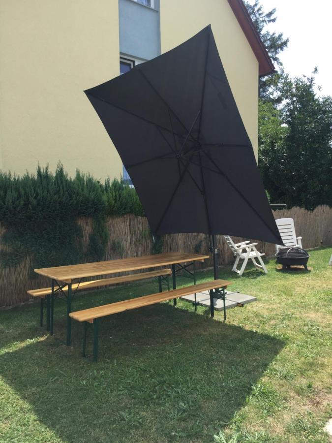 FDH Ferienwohnung Am Bodensee- Zentrale Lage, Free Parking And Wifi, 109 M2, Privater Garten, 7 Gaeste, 2X Kingsize Boxspringbett, Familienfreundlich מראה חיצוני תמונה