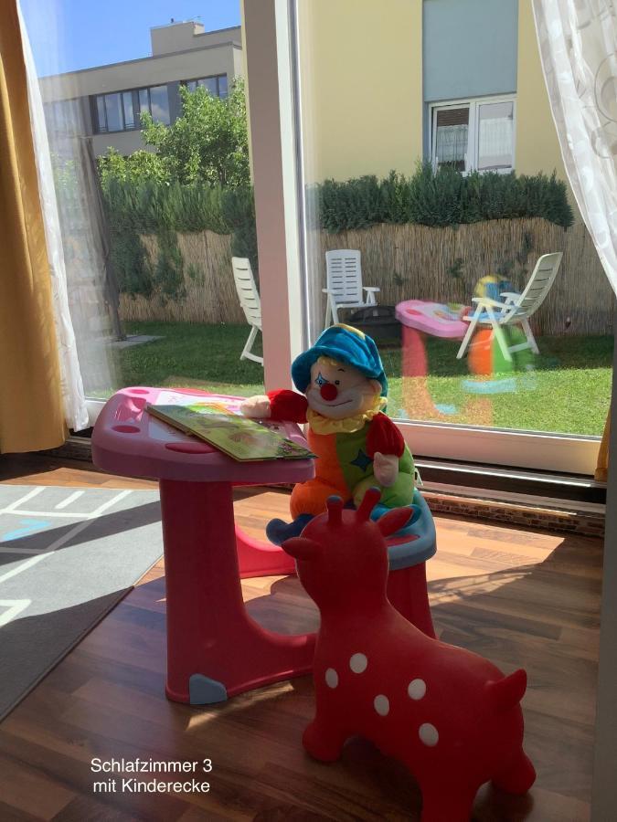 FDH Ferienwohnung Am Bodensee- Zentrale Lage, Free Parking And Wifi, 109 M2, Privater Garten, 7 Gaeste, 2X Kingsize Boxspringbett, Familienfreundlich מראה חיצוני תמונה