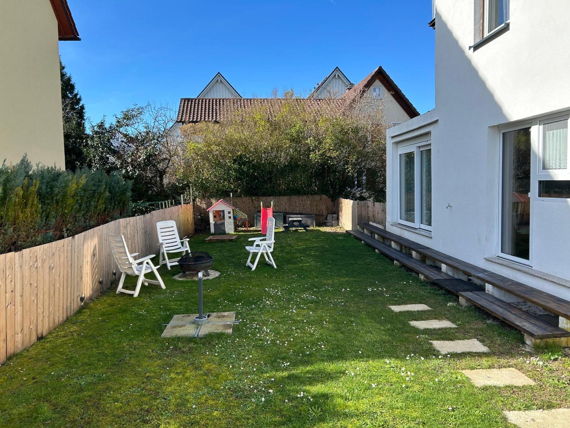 FDH Ferienwohnung Am Bodensee- Zentrale Lage, Free Parking And Wifi, 109 M2, Privater Garten, 7 Gaeste, 2X Kingsize Boxspringbett, Familienfreundlich מראה חיצוני תמונה